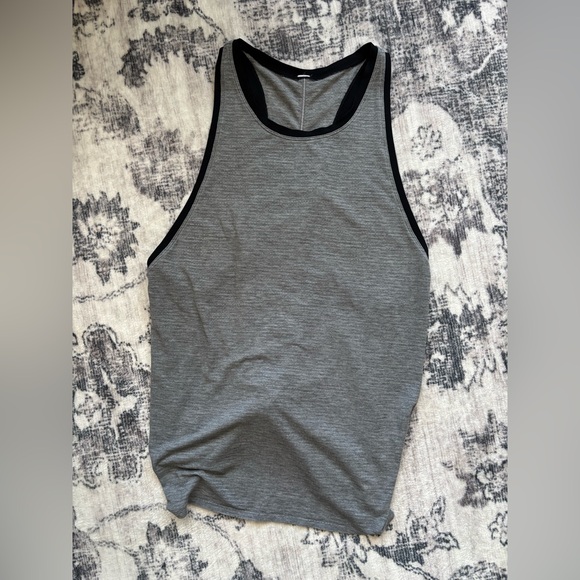 Lululemon Course Of Action Tank Heathered Black | size 8 - Picture 5 of 6